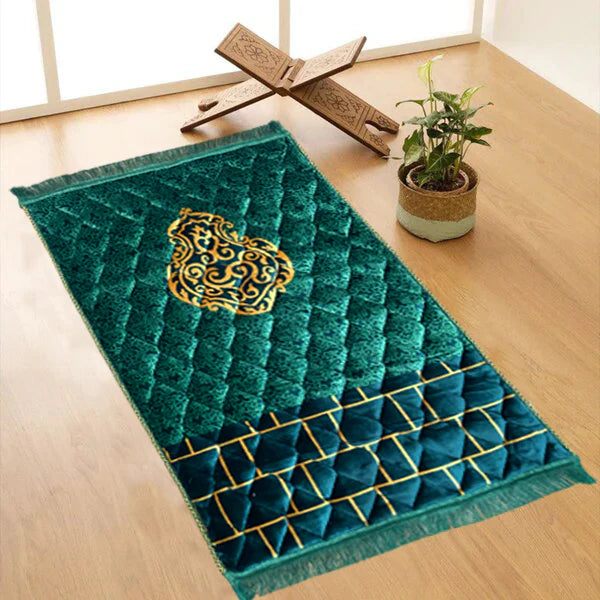Green Kiswa Design - Premium Jae Namaz